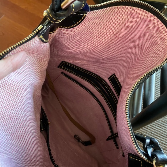 Black Dooney & Bourke Woman’s purse - Picture 3 of 4